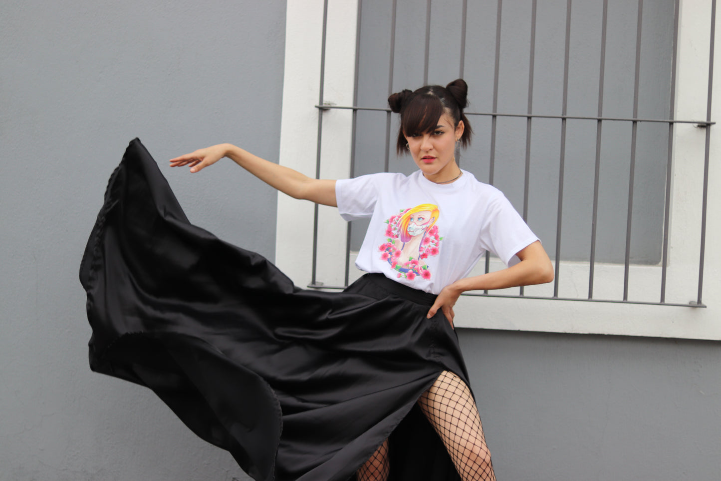Falda circular con abertura Negra